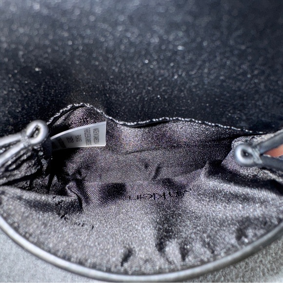 Calvin Klein AirPods Case w/ Clip - Picture 6 of 10